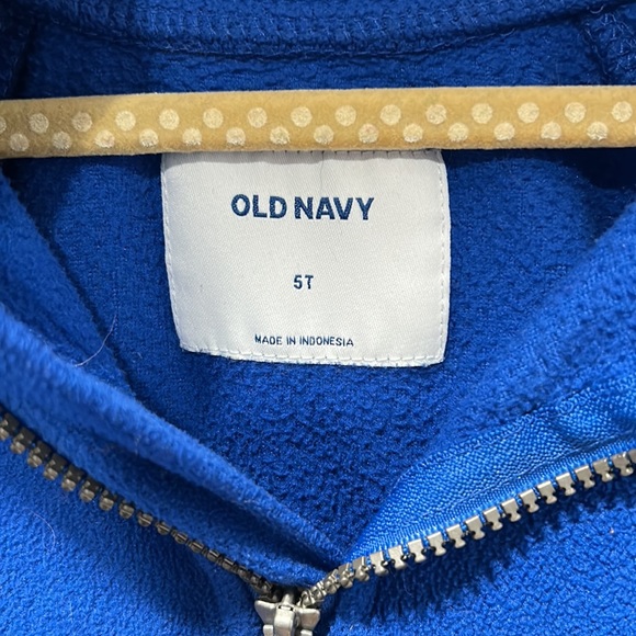 Old Navy 1/4 zip fleece with kangaroo pocket - Picture 3 of 3